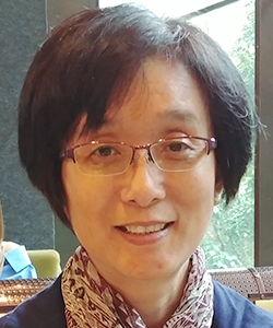Yan Hung Chu Julia